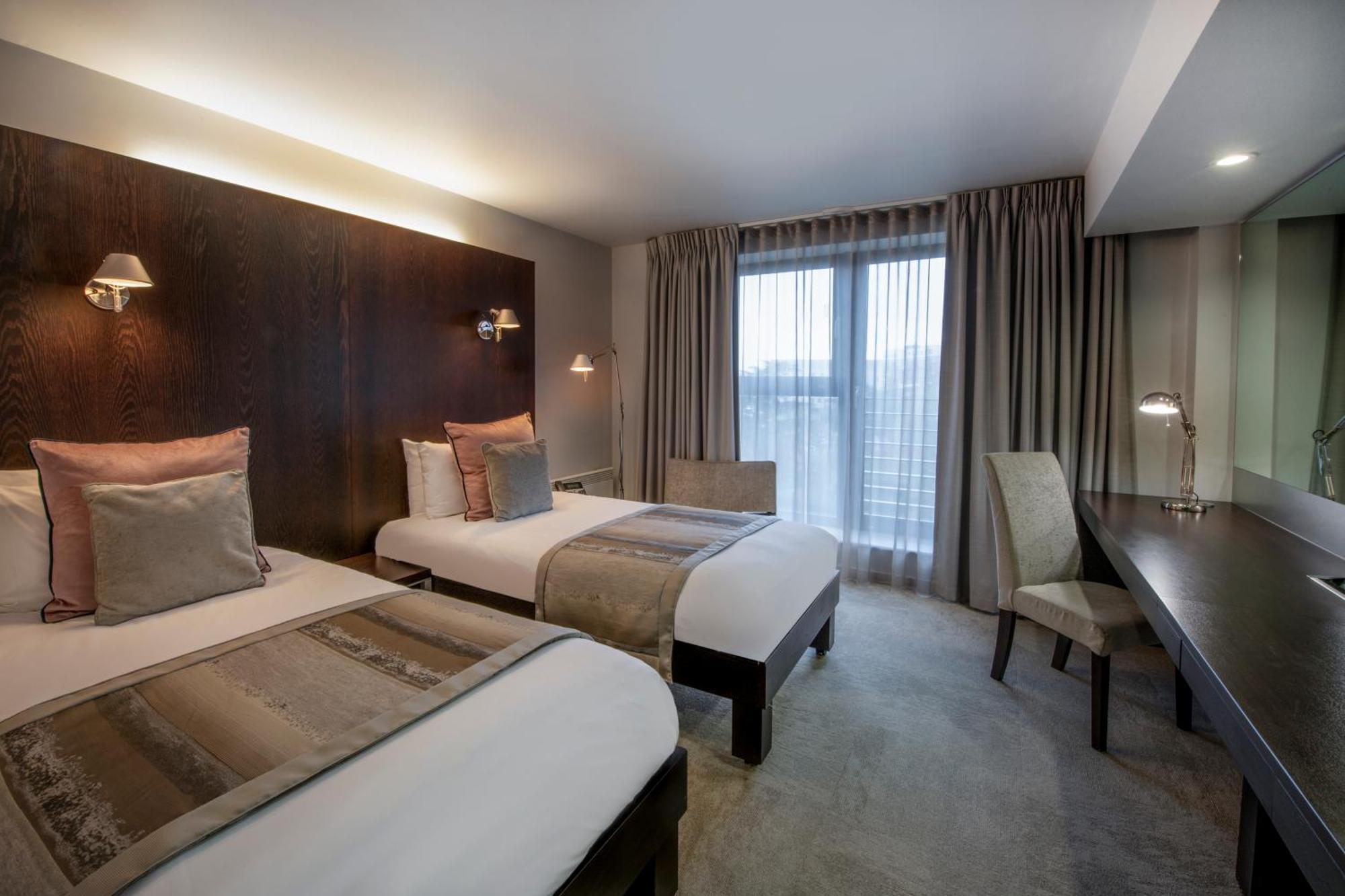 Hotel Conference Aston - 4*