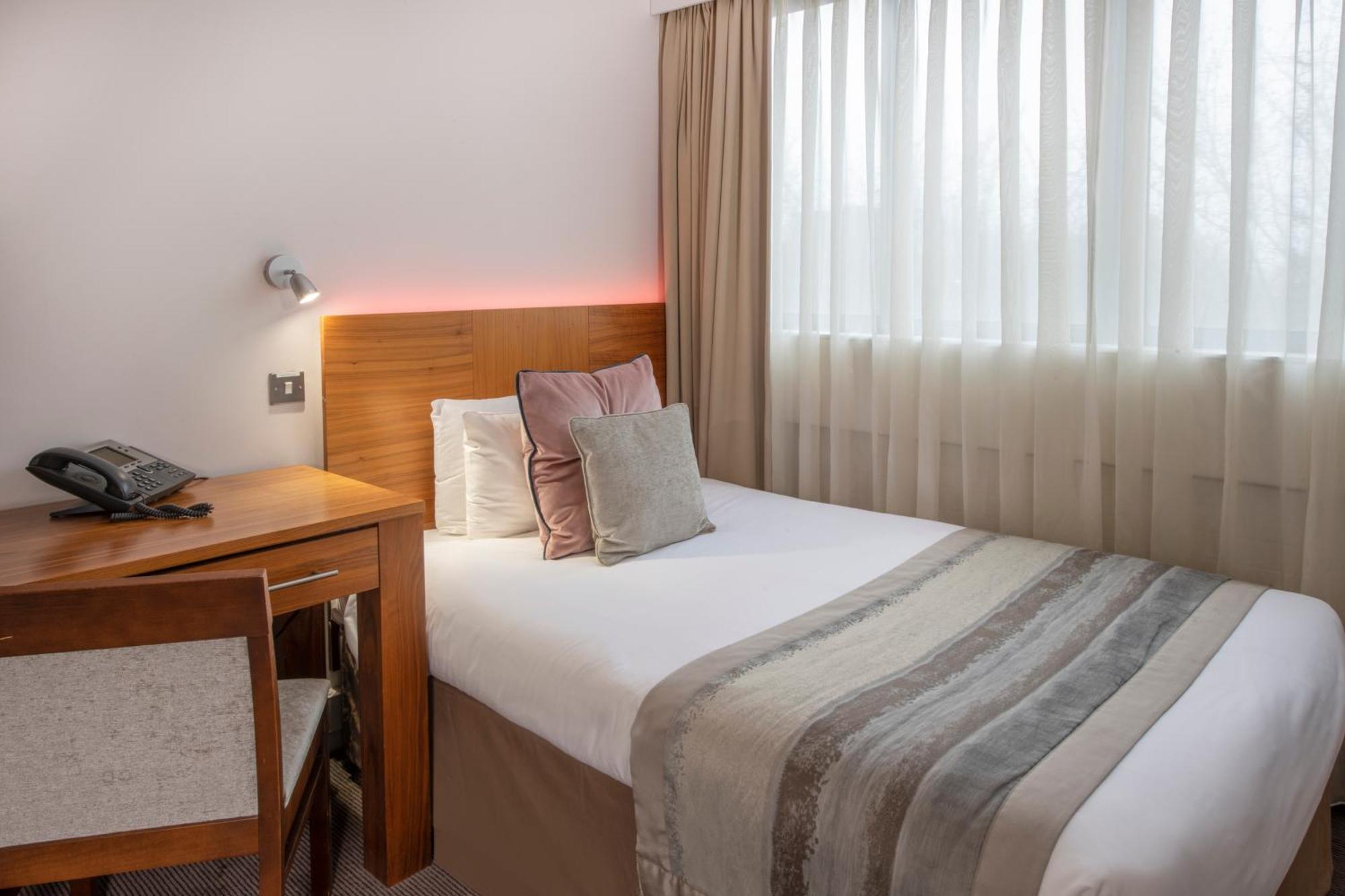 Hotel Conference Aston - 4*